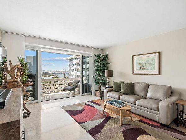 1900 S Ocean Drive, Unit 1504, Fort Lauderdale, FL 33316