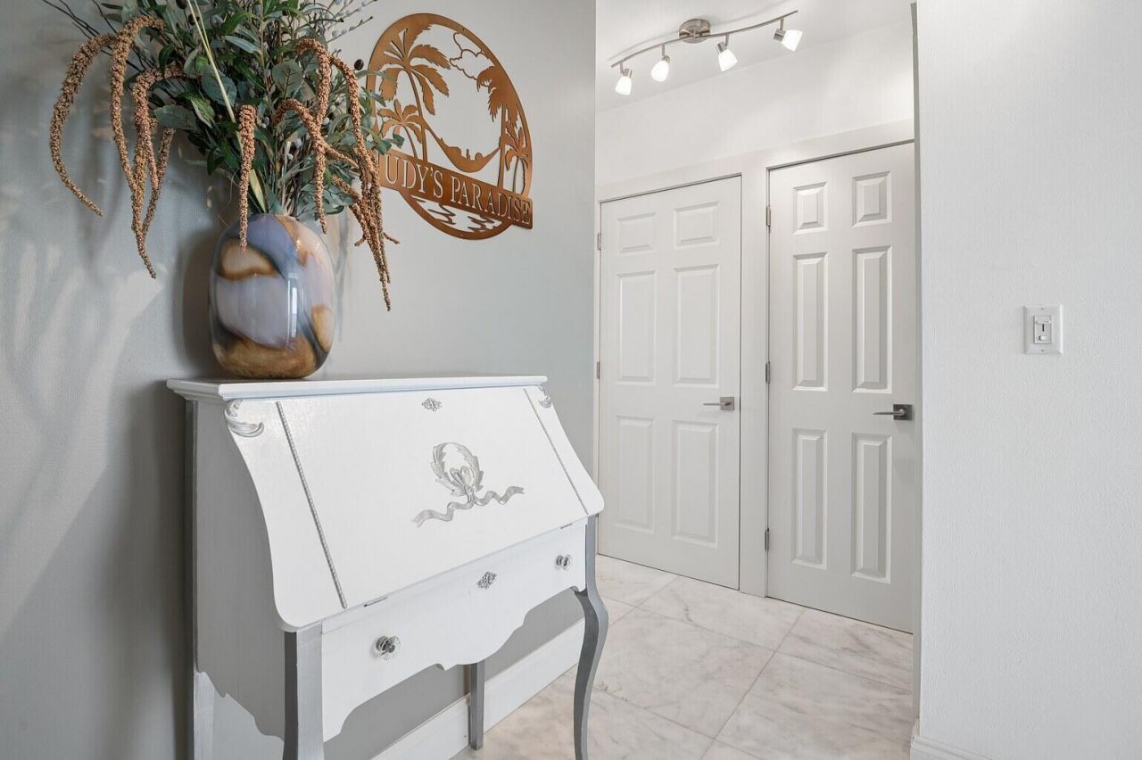 1900 S Ocean Drive, Unit 1504, Fort Lauderdale, FL 33316 Photo