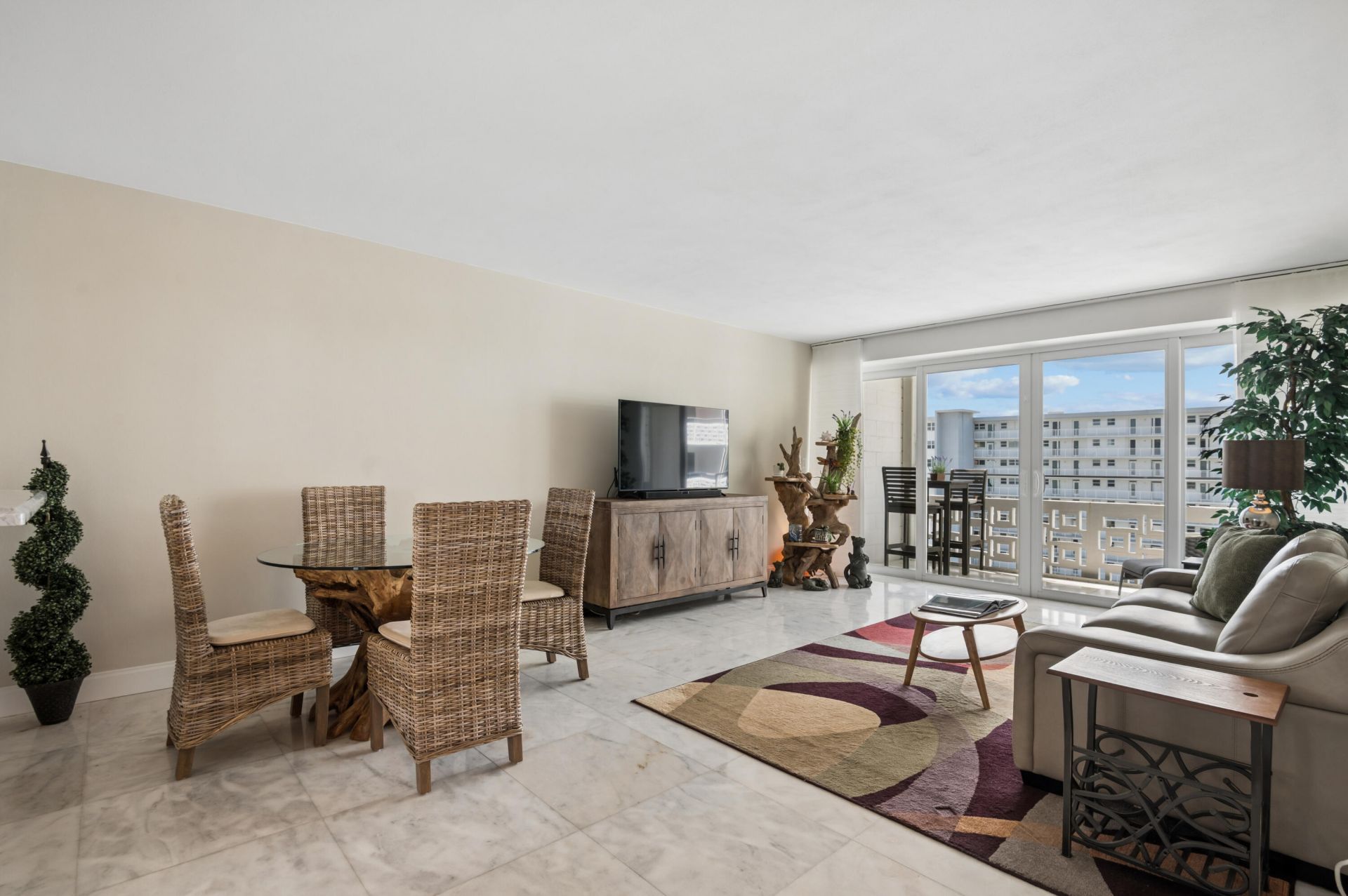 1900 S Ocean Drive, Unit 1504, Fort Lauderdale, FL 33316 Photo