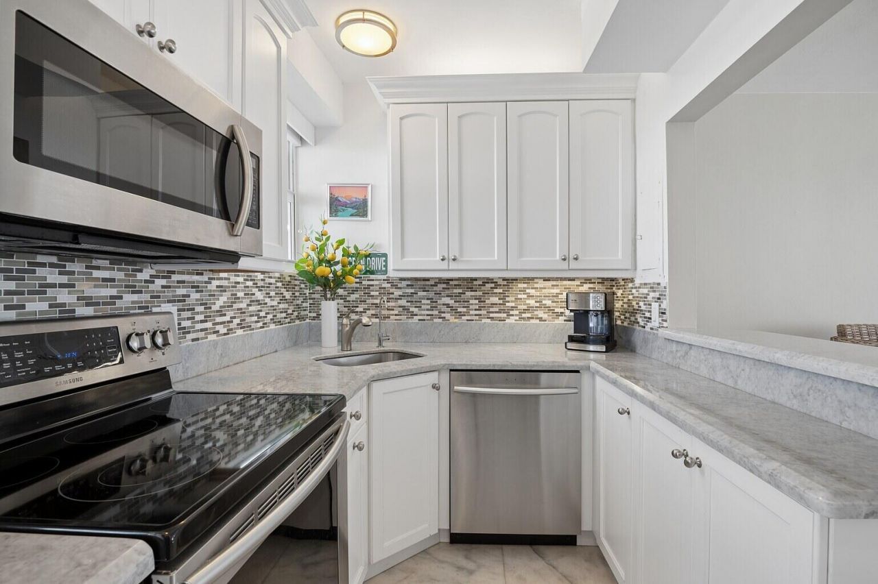 1900 S Ocean Drive, Unit 1504, Fort Lauderdale, FL 33316 Photo