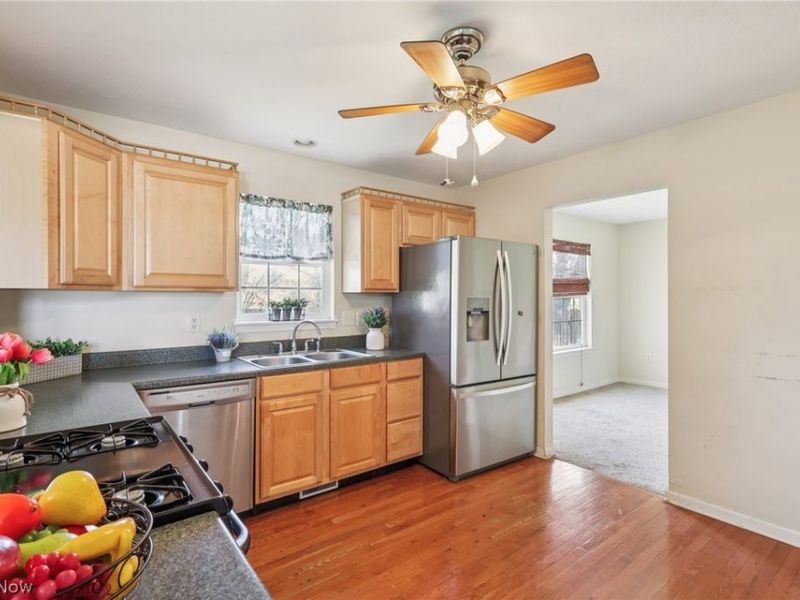 348 High Street, Berea, OH 44017 Photo 13