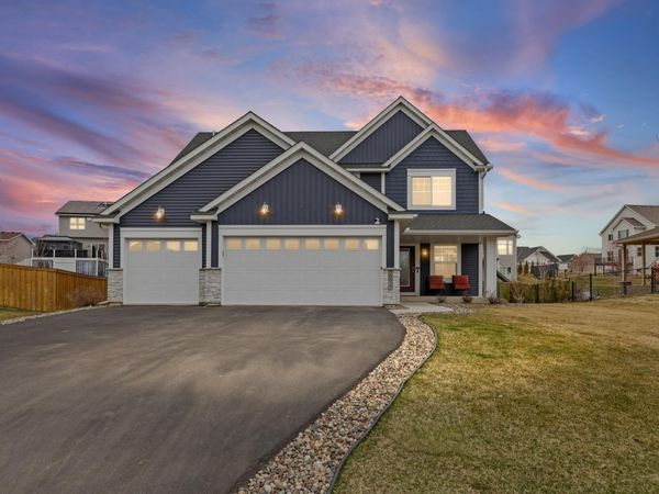 20037 Hamlet Lane, Lakeville, MN 55044