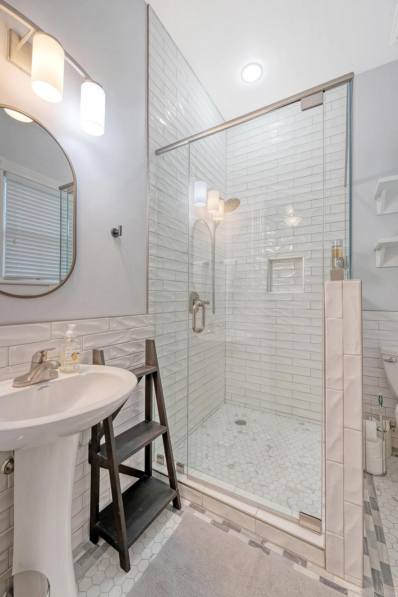 218 Congress Street Photo 17