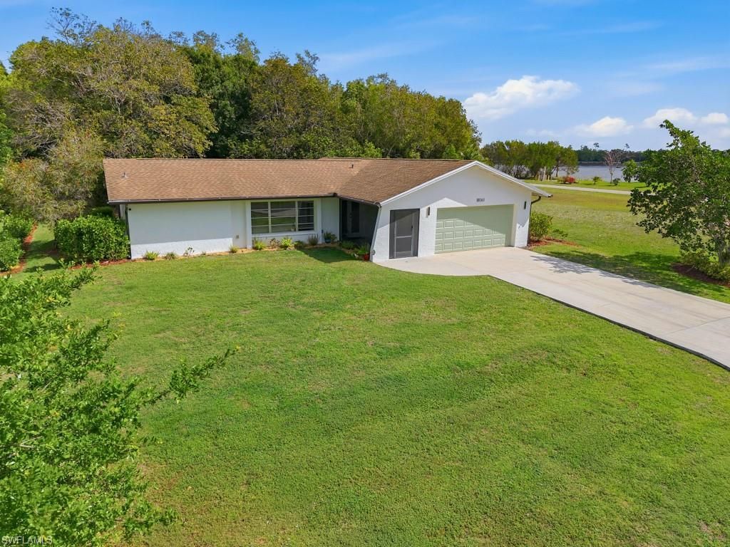 18061 Royal Hammock Blvd, Naples, FL 34114 Photo