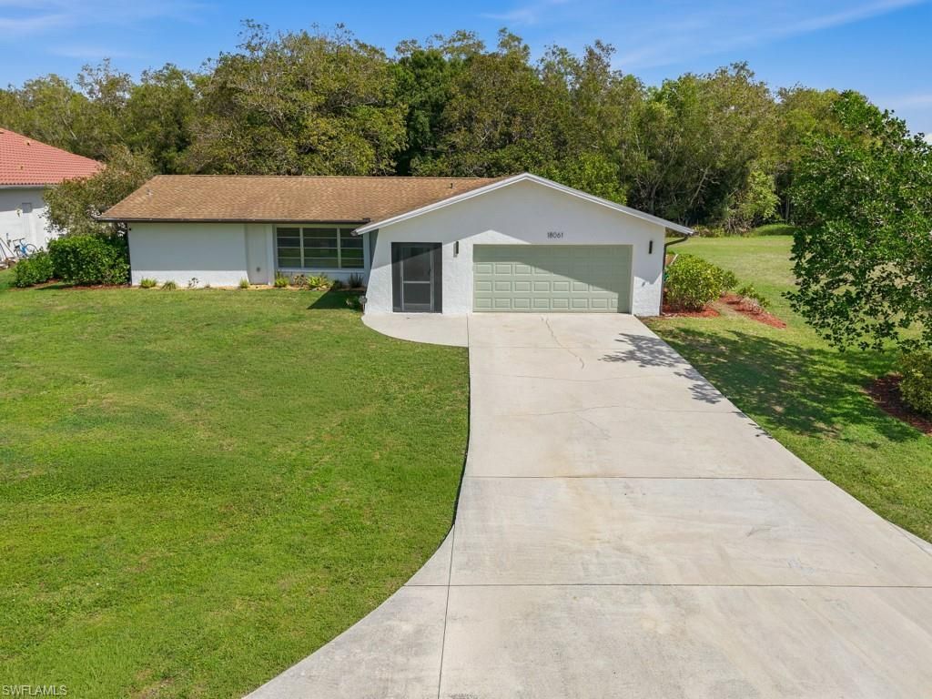 18061 Royal Hammock Blvd, Naples, FL 34114 Photo