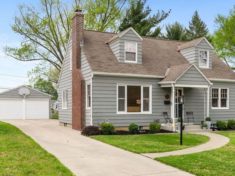 540 E Beaumont Road, Columbus, OH 43214 Photo 2