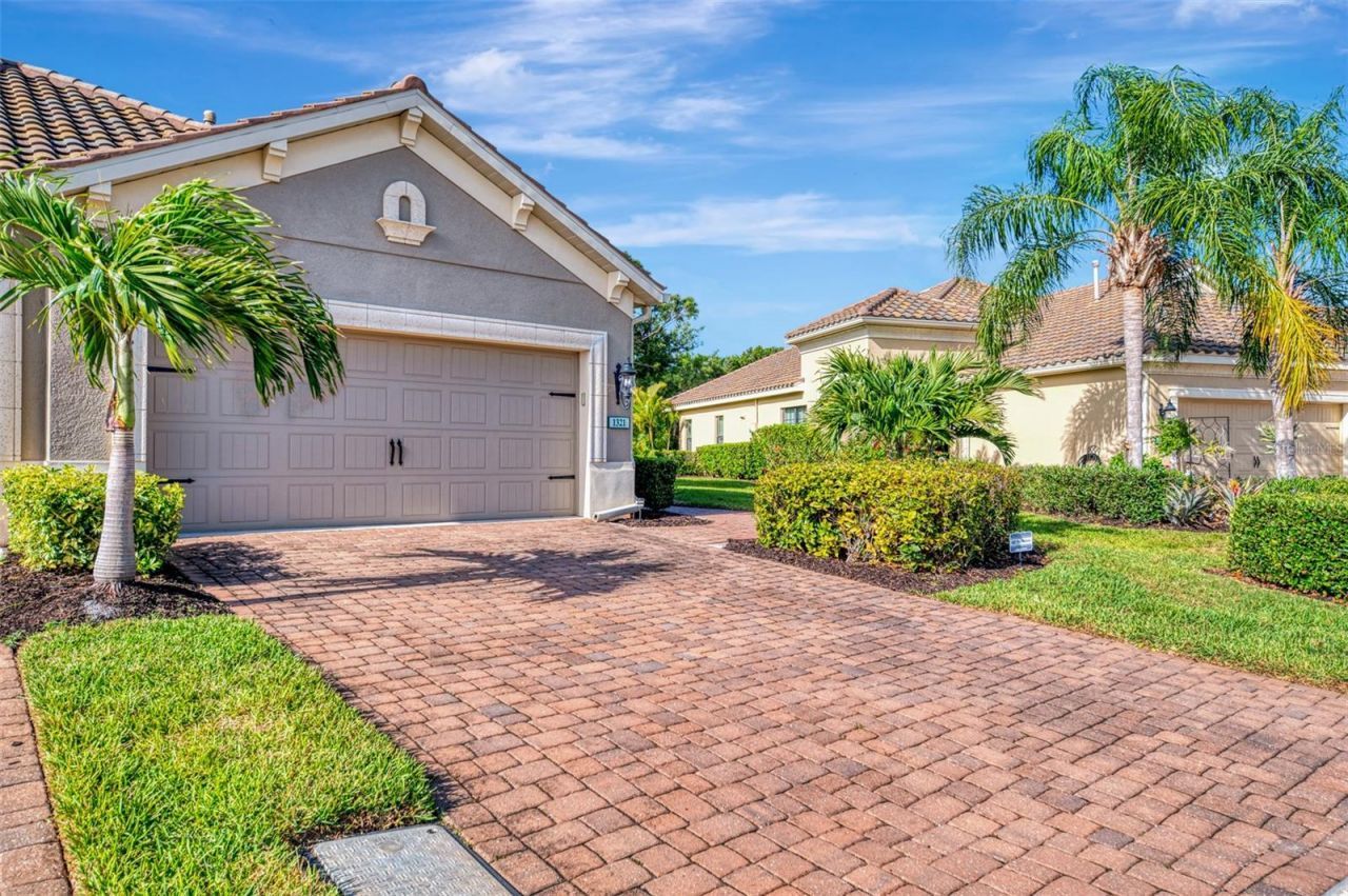 1321 Backspin Drive, Englewood, FL 34223 Photo