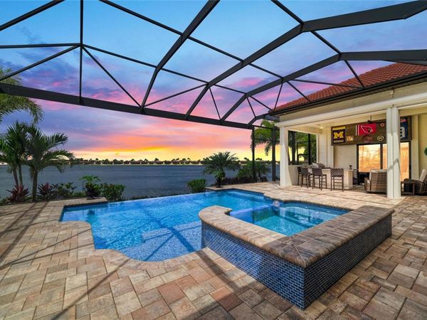 296 MARAVIYA BOULEVARD, NOKOMIS, FL 34275