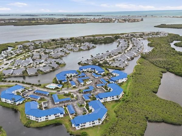 972 SANDPIPER CIRCLE , Unit 972, BRADENTON, FL 34209