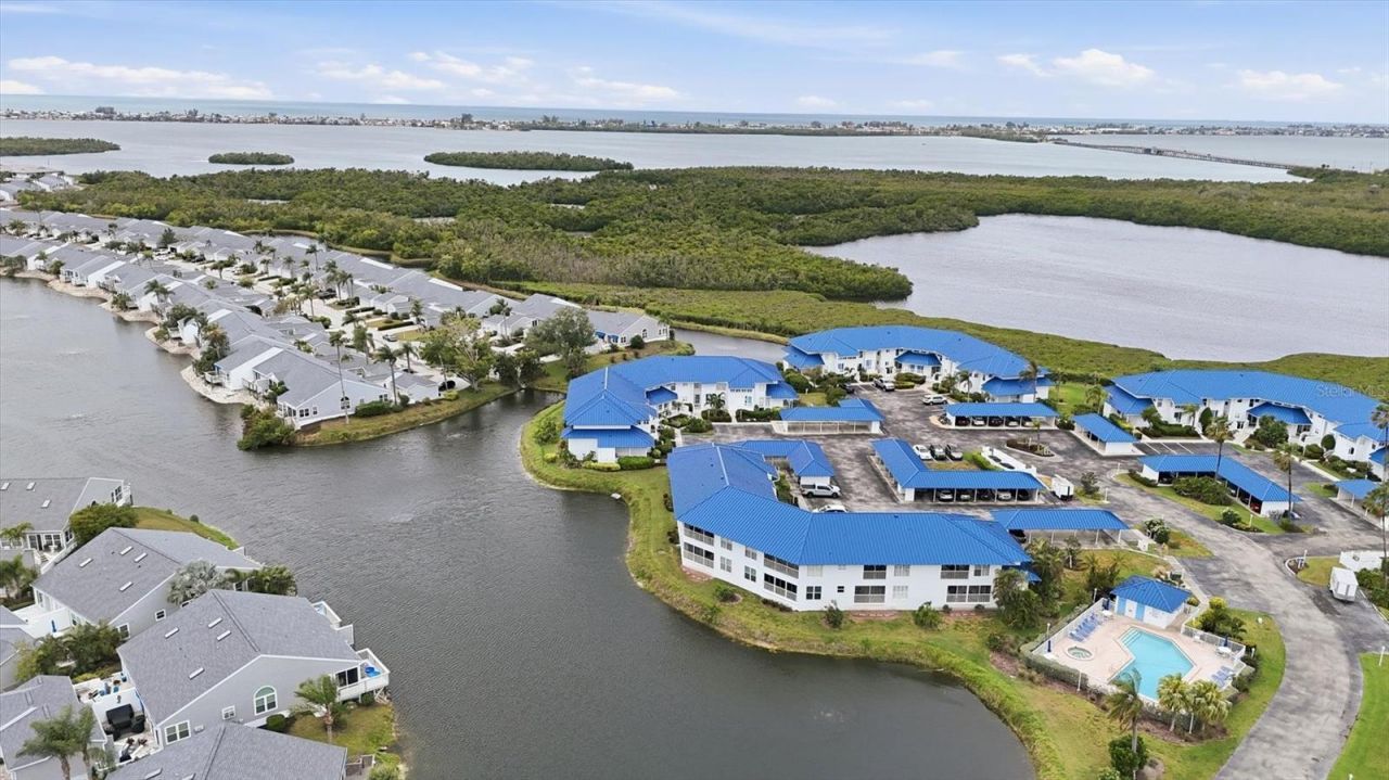 972 Sandpiper Circle, Unit 972, Bradenton, FL 34209 Photo