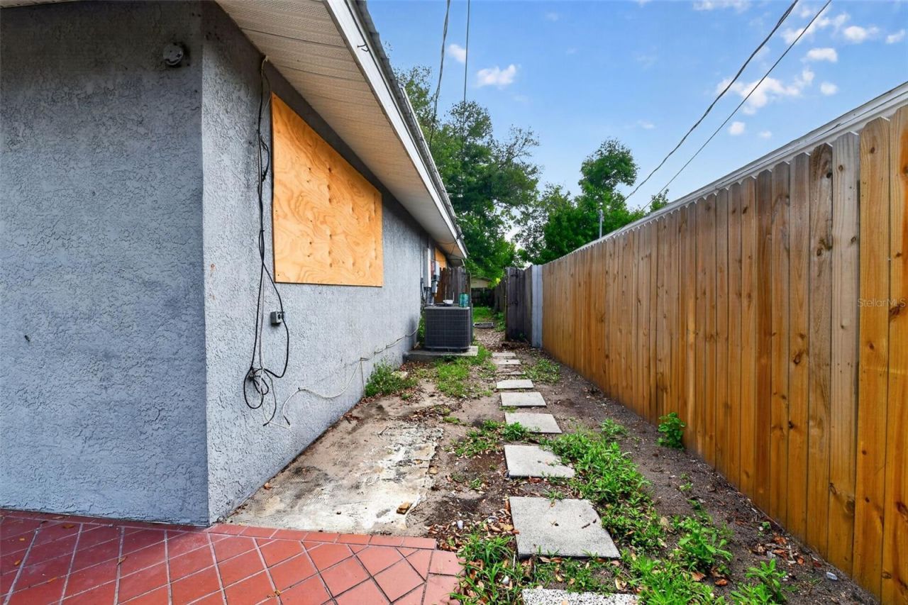 1423 18th Street W, Bradenton, FL 34205 Photo