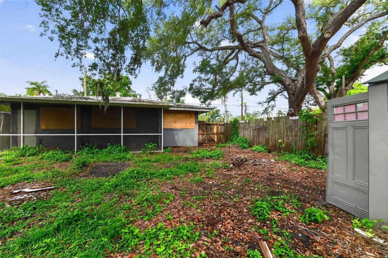 1423 18th Street W, Bradenton, FL 34205 Photo