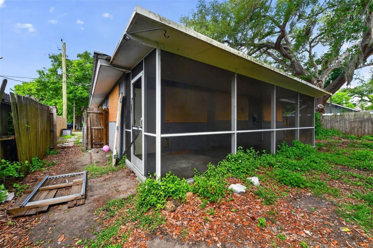 1423 18th Street W, Bradenton, FL 34205 Photo