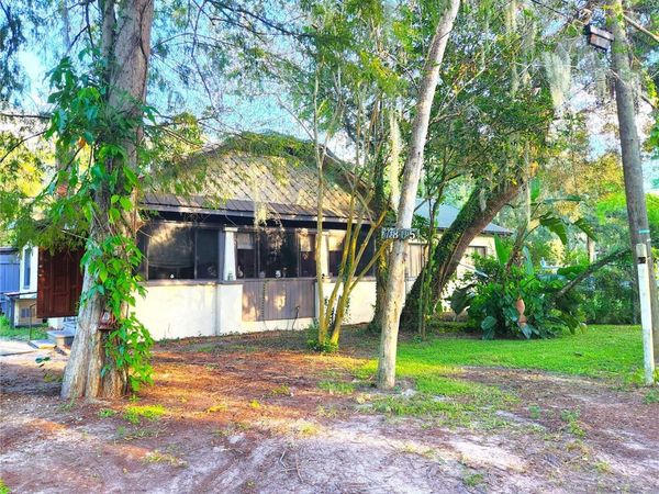 7805 N 12TH STREET, TAMPA, FL 33604