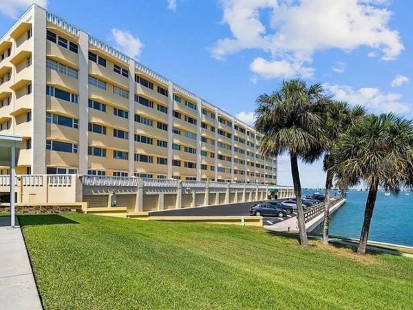 100 BLUFF VIEW DRIVE , Unit 308A, BELLEAIR BLUFFS, FL 33770