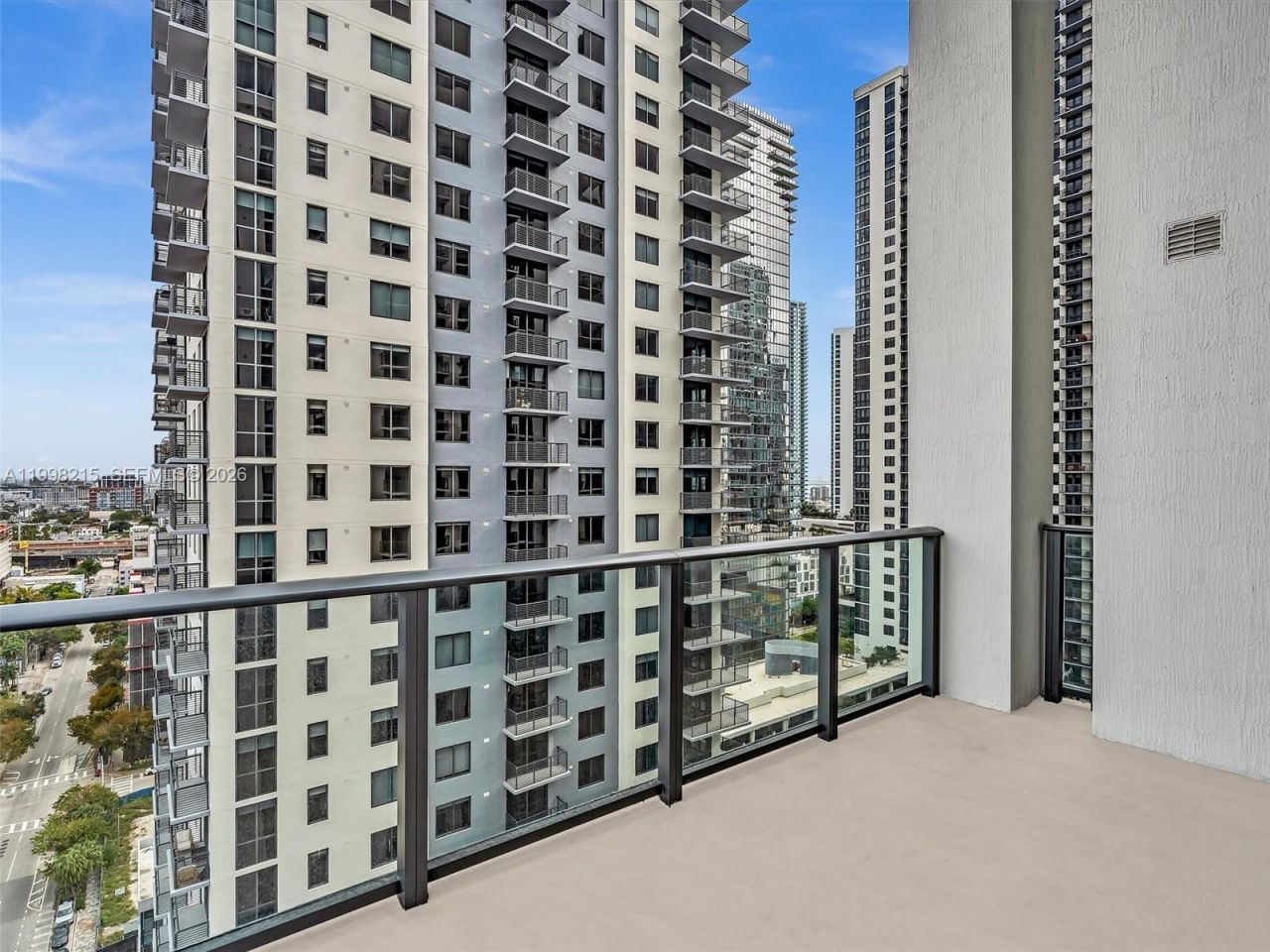 11 NE 6th Street, Unit 2214, Miami, FL 33132 Photo