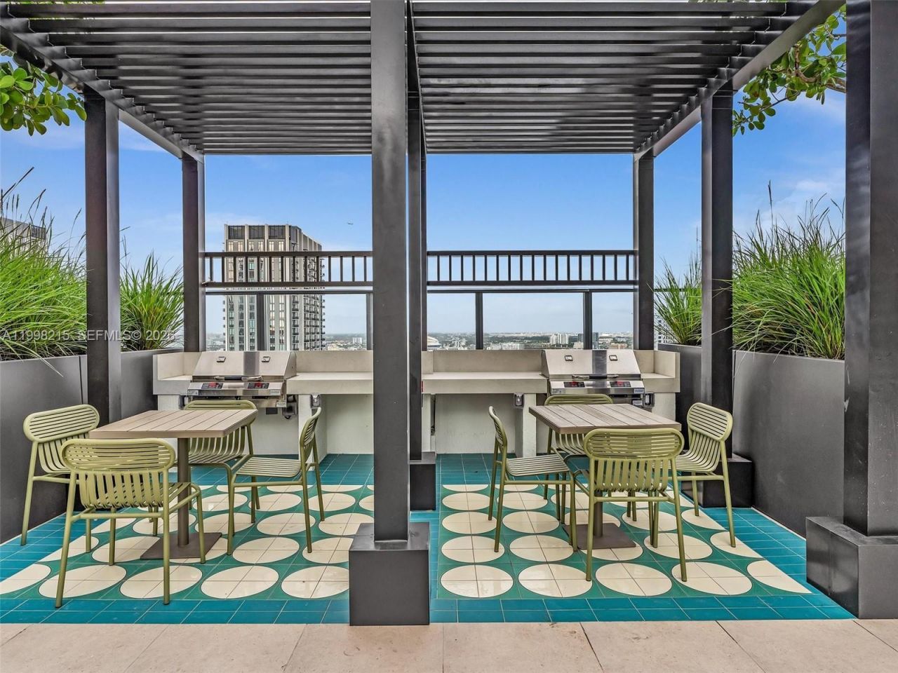 11 NE 6th Street, Unit 2214, Miami, FL 33132 Photo