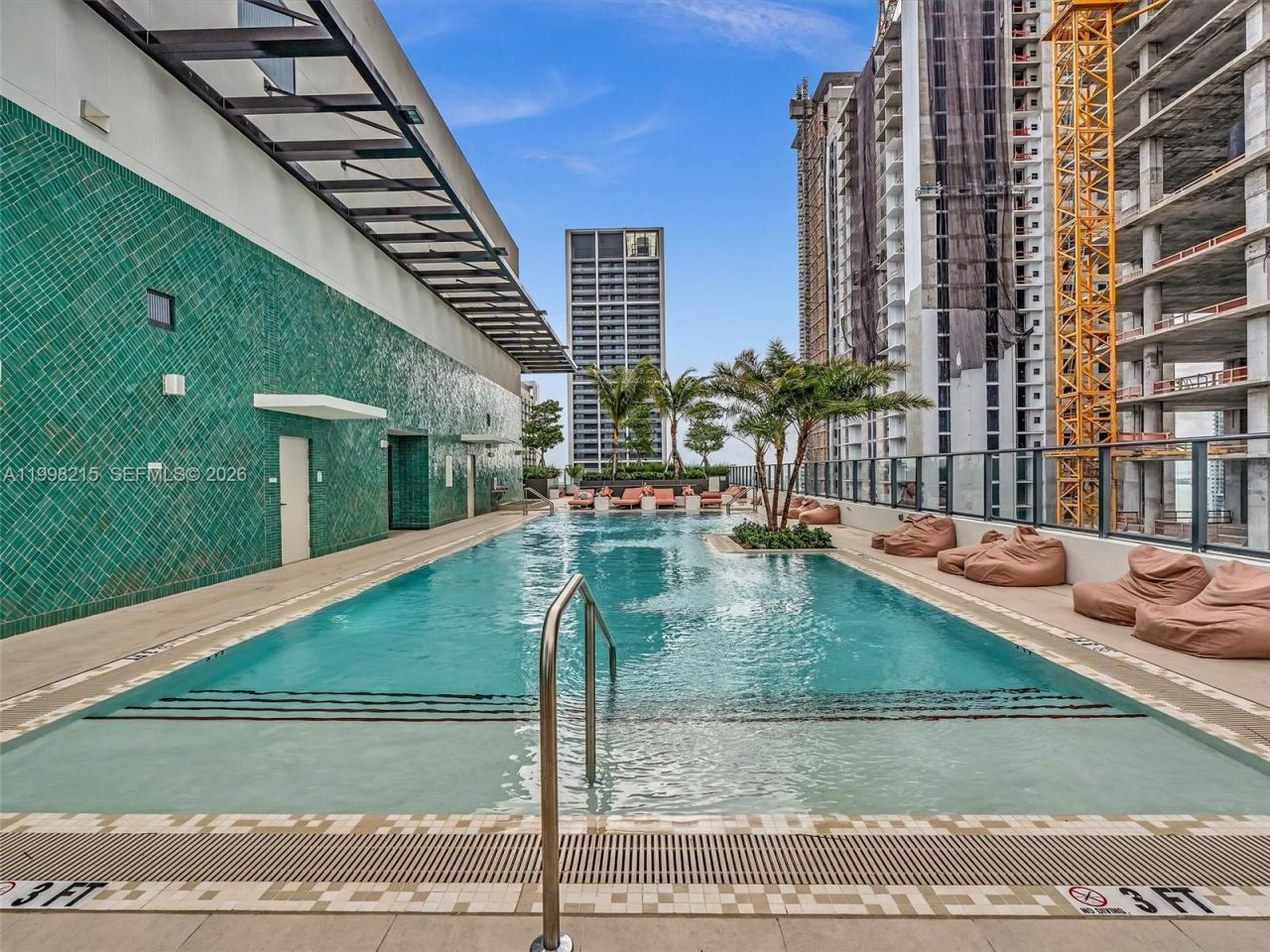 11 NE 6th Street, Unit 2214, Miami, FL 33132 Photo