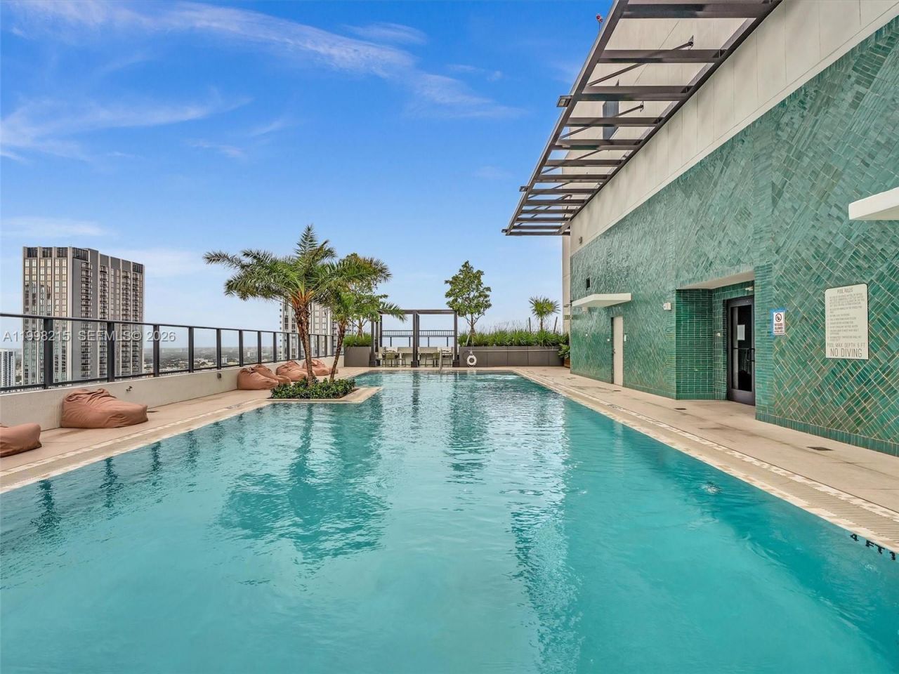 11 NE 6th Street, Unit 2214, Miami, FL 33132 Photo