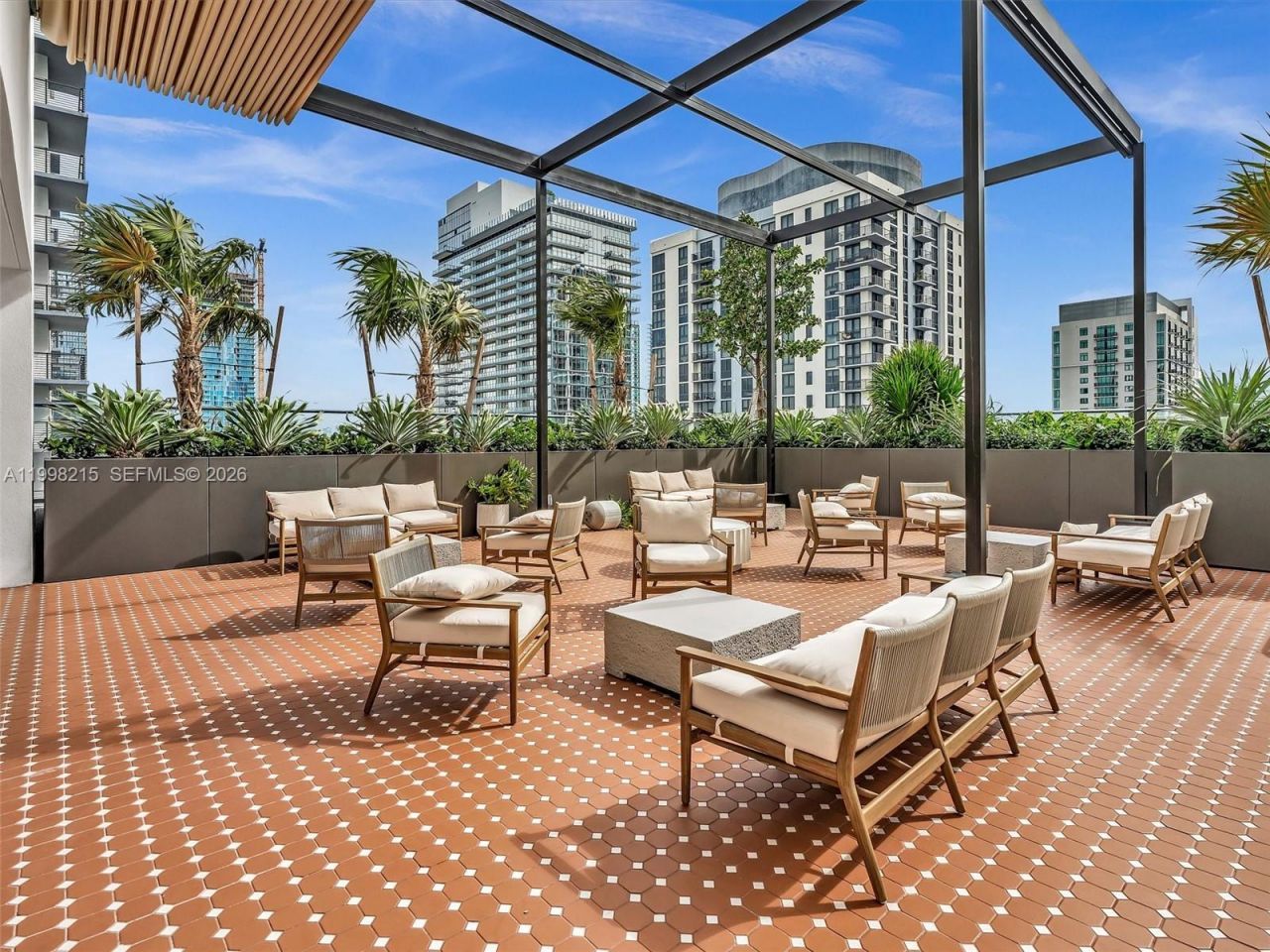 11 NE 6th Street, Unit 2214, Miami, FL 33132 Photo