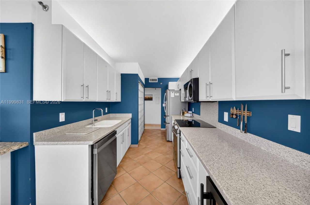 9 Island Ave, Unit 1906, Miami Beach, FL 33139 Photo
