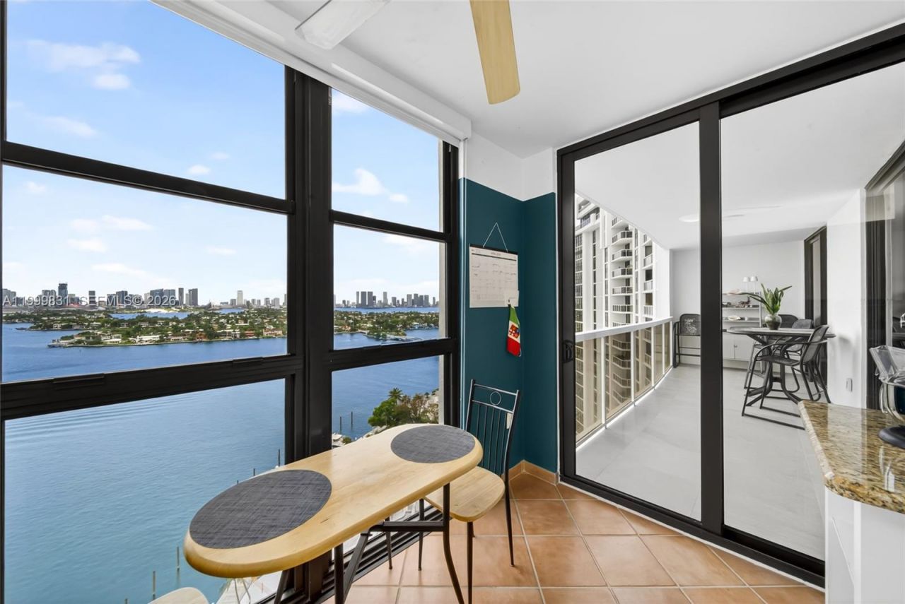 9 Island Ave, Unit 1906, Miami Beach, FL 33139 Photo