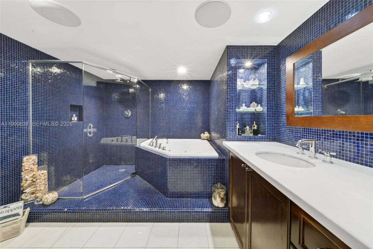 9 Island Ave, Unit 1906, Miami Beach, FL 33139 Photo