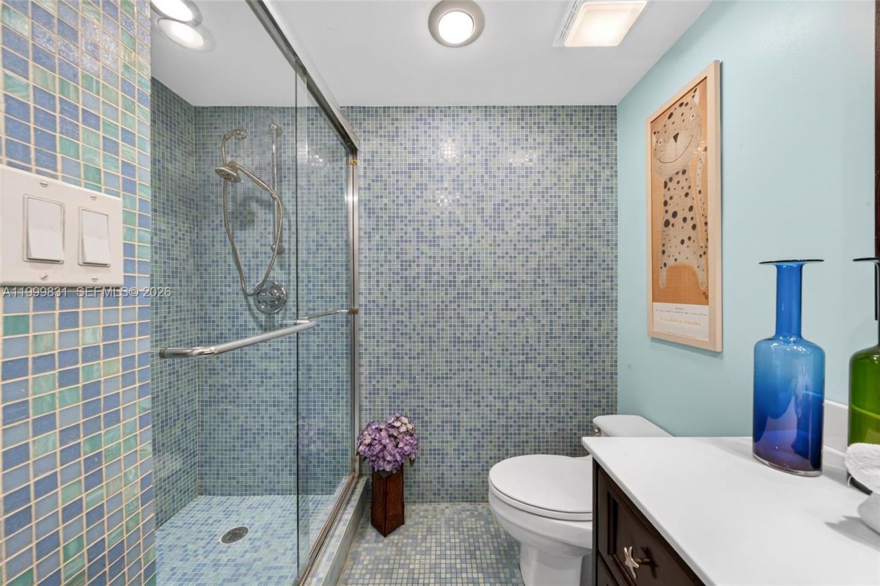 9 Island Ave, Unit 1906, Miami Beach, FL 33139 Photo