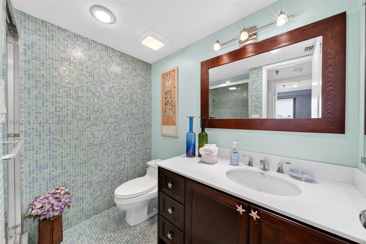 9 Island Ave, Unit 1906, Miami Beach, FL 33139 Photo