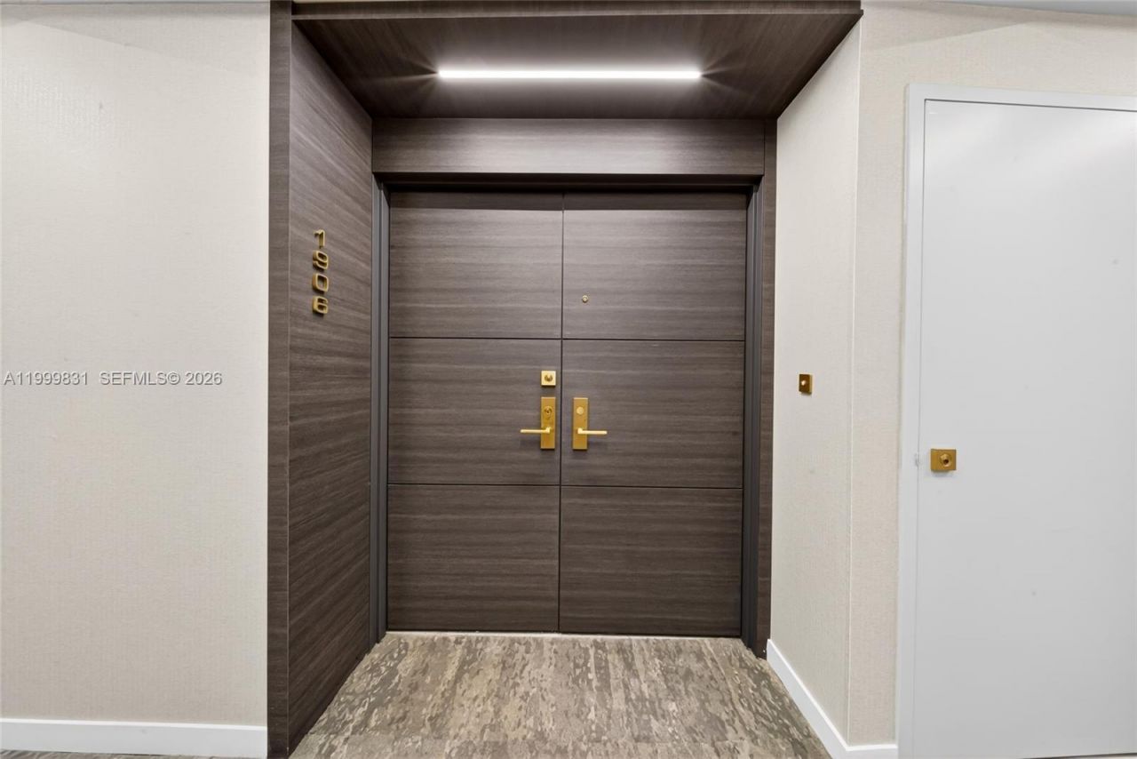 9 Island Ave, Unit 1906, Miami Beach, FL 33139 Photo