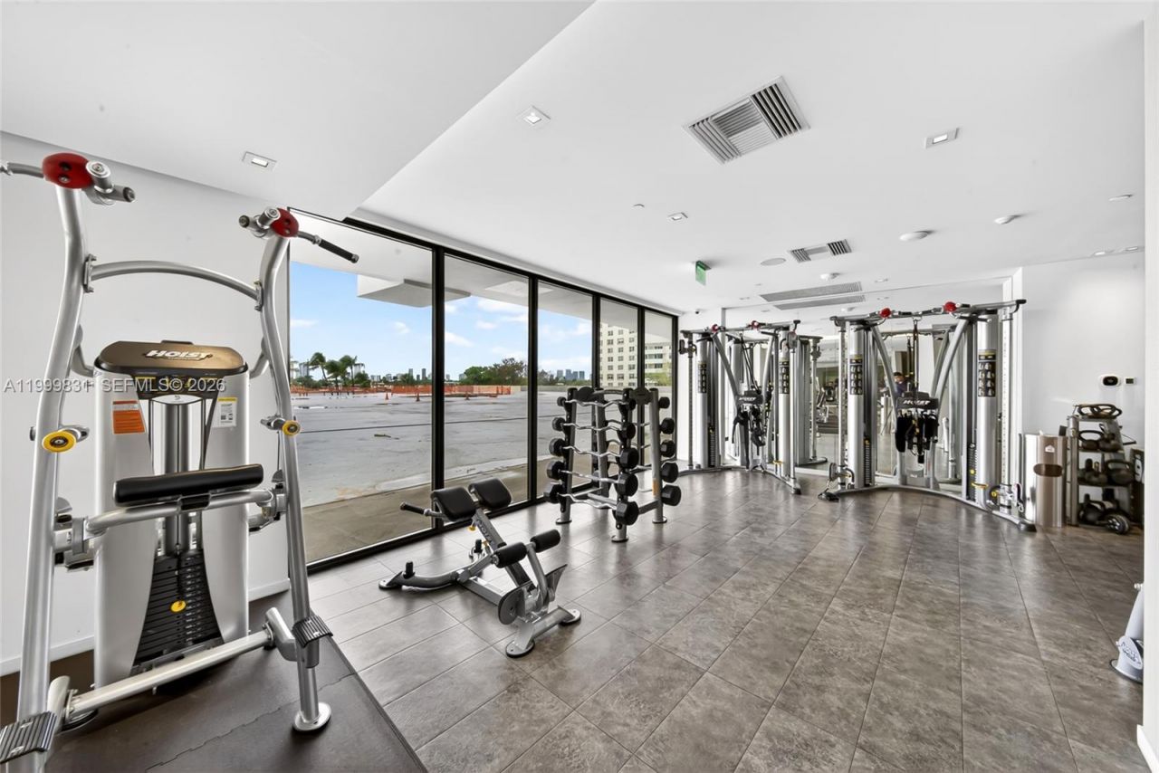 9 Island Ave, Unit 1906, Miami Beach, FL 33139 Photo