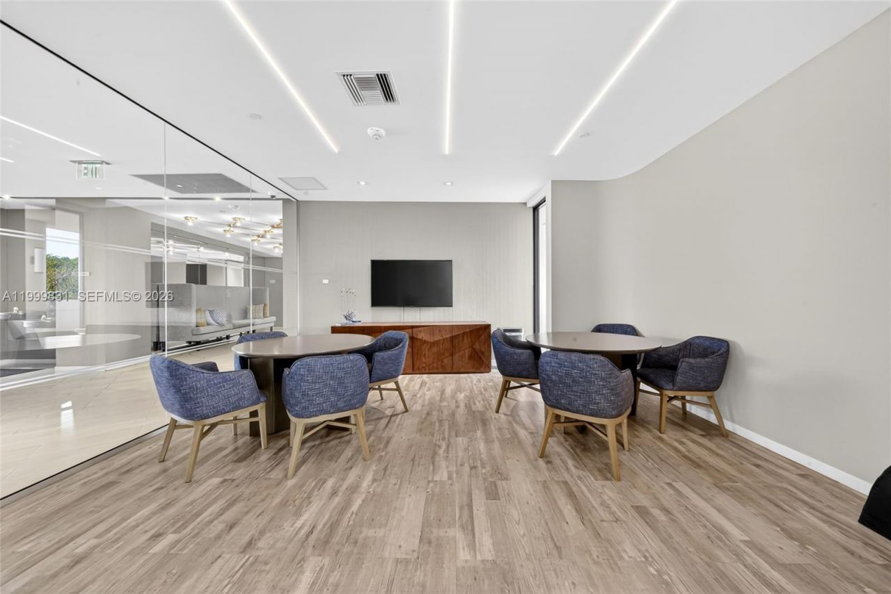 9 Island Ave, Unit 1906, Miami Beach, FL 33139 Photo