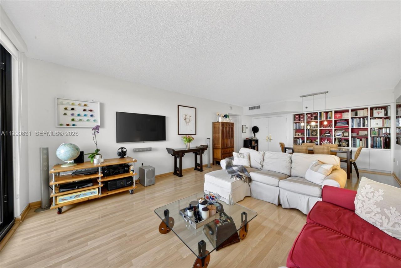 9 Island Ave, Unit 1906, Miami Beach, FL 33139 Photo