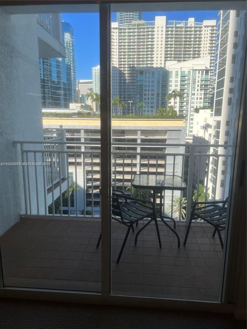 185 SE 14th Ter, Unit 1411, Miami, FL 33131 Photo