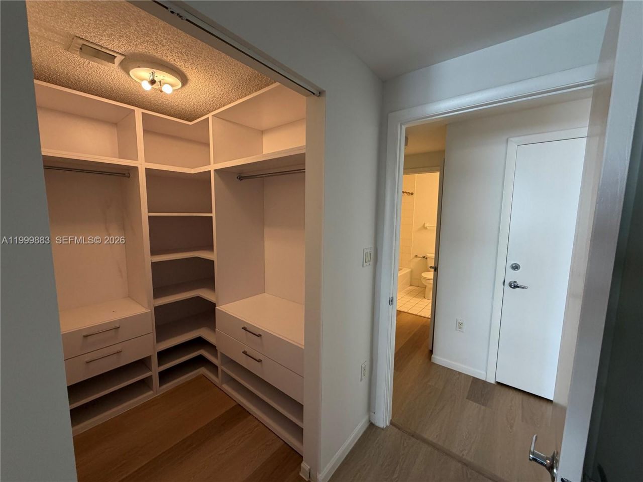 185 SE 14th Ter, Unit 1411, Miami, FL 33131 Photo