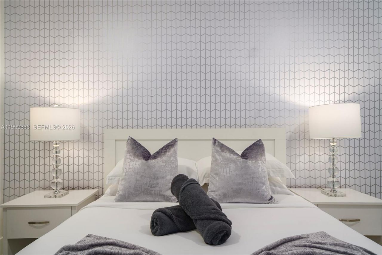 474 Peninsula Dr , Fort Pierce, FL 34946 Photo