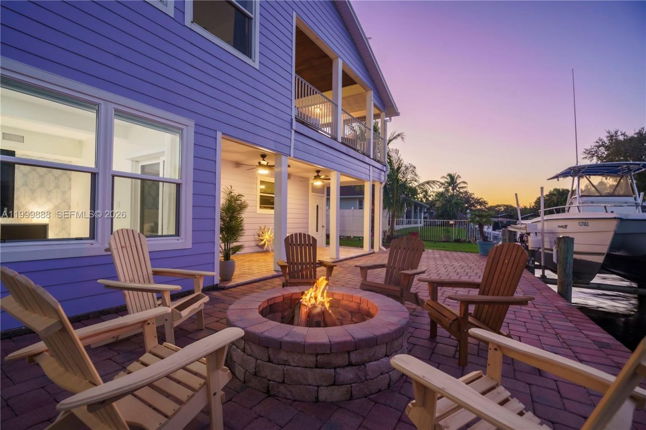 474 Peninsula Dr , Fort Pierce, FL 34946 Photo