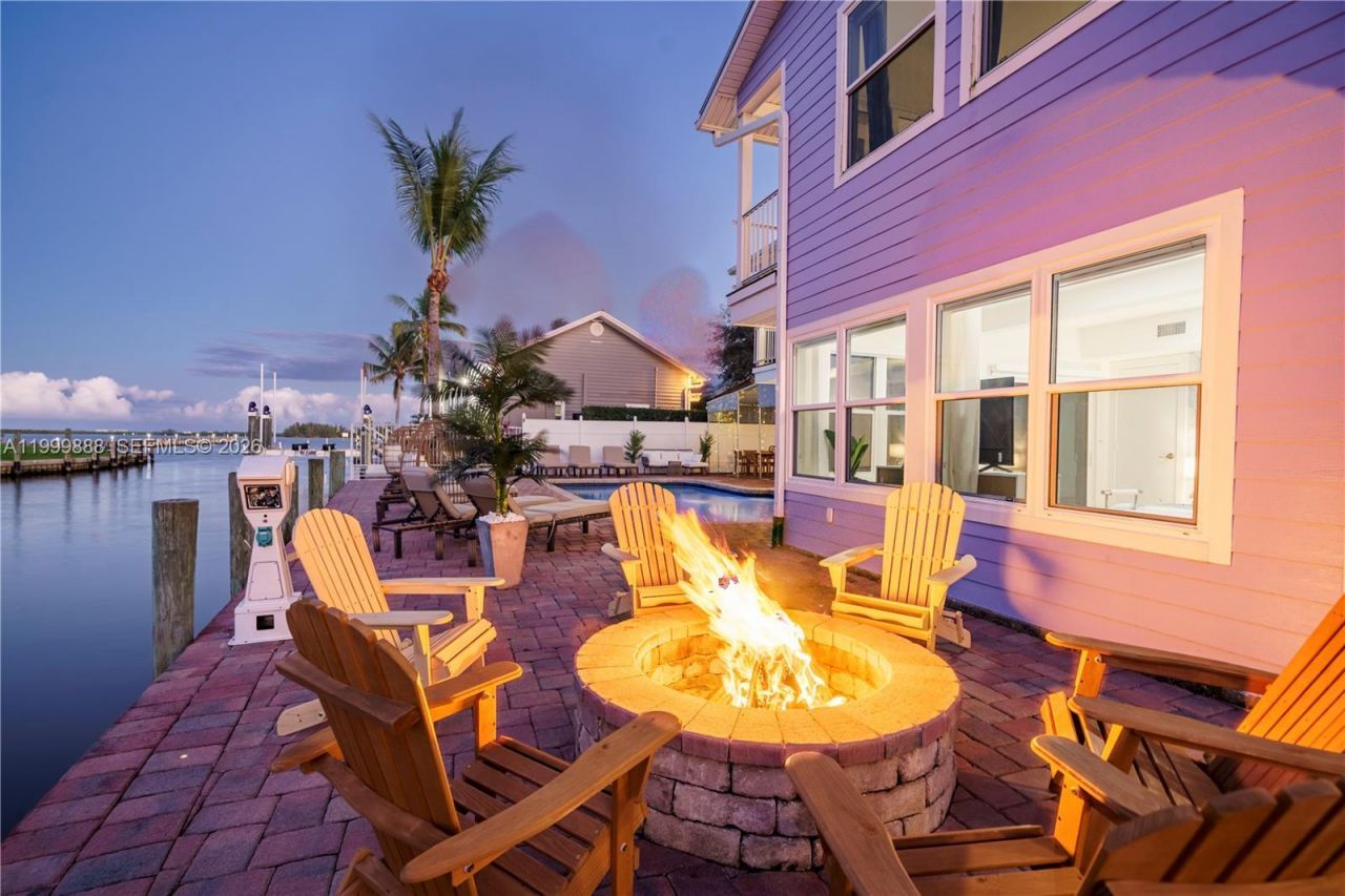 474 Peninsula Dr , Fort Pierce, FL 34946 Photo