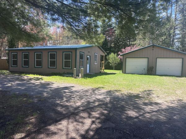 287 W Cherry Creek Road, Mio, MI 48647