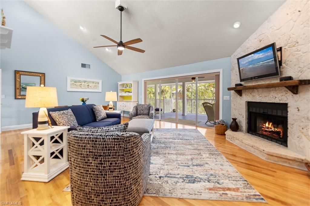 5304 Ladyfinger Lake Rd, Sanibel, FL 33957 Photo