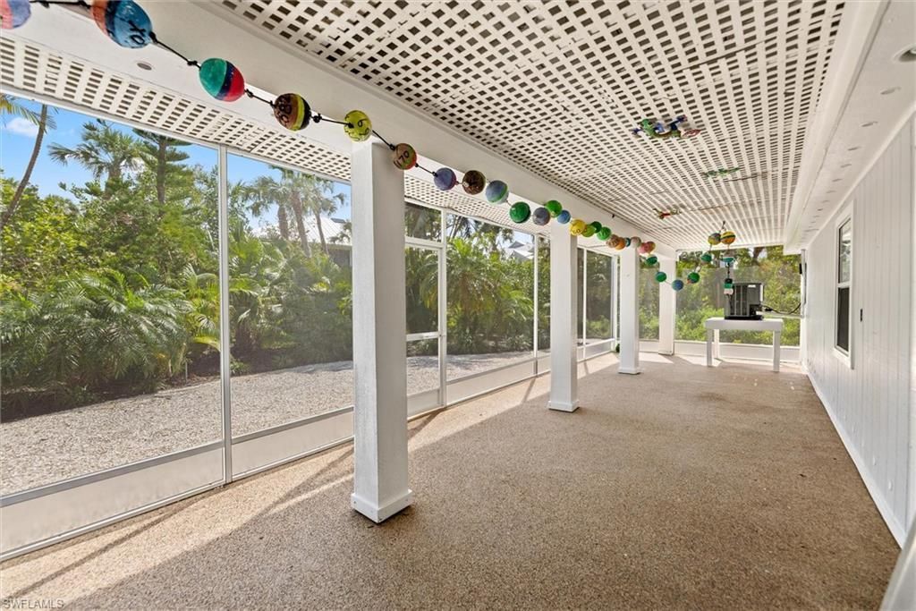 5304 Ladyfinger Lake Rd, Sanibel, FL 33957 Photo