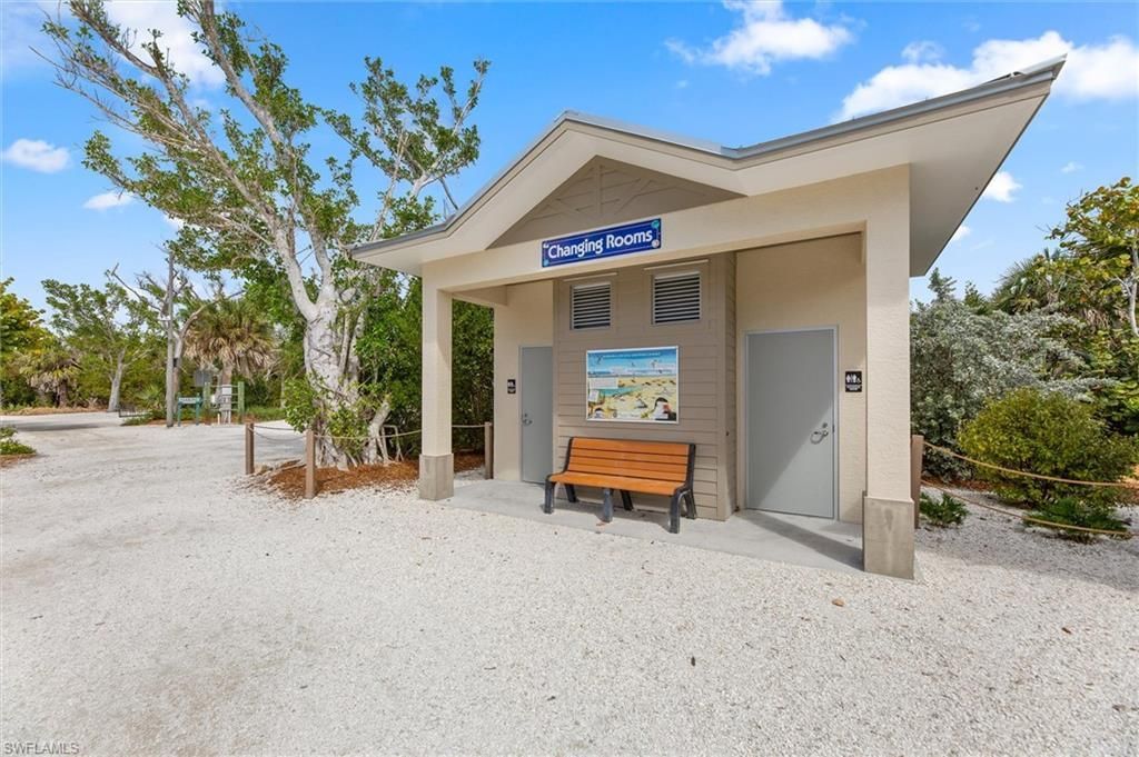 5304 Ladyfinger Lake Rd, Sanibel, FL 33957 Photo