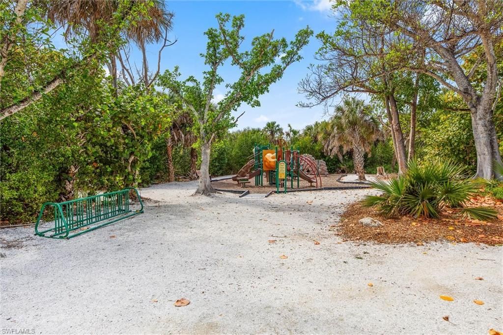 5304 Ladyfinger Lake Rd, Sanibel, FL 33957 Photo