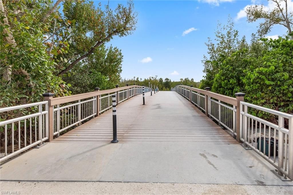 5304 Ladyfinger Lake Rd, Sanibel, FL 33957 Photo