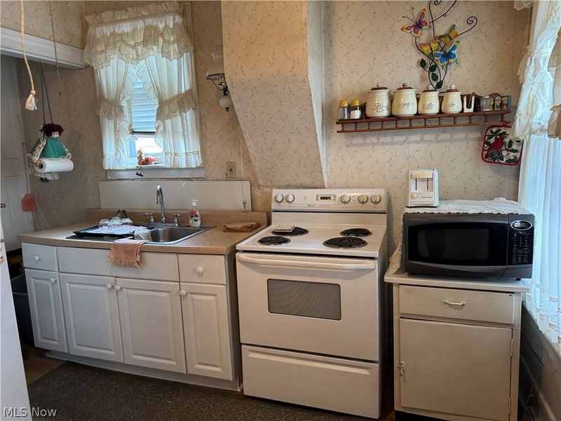 223 Crosby Street, Akron, OH 44303 Photo 11