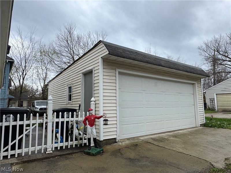 223 Crosby Street, Akron, OH 44303 Photo 4