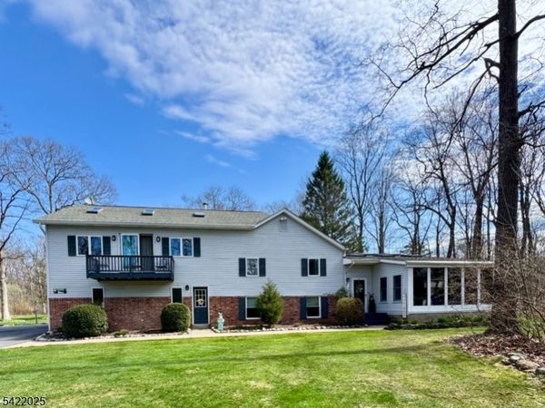 202 Millbrook Rd, Hardwick, NJ 07825