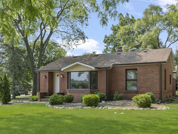 1029 Elmwood Avenue , Deerfield, IL 60015