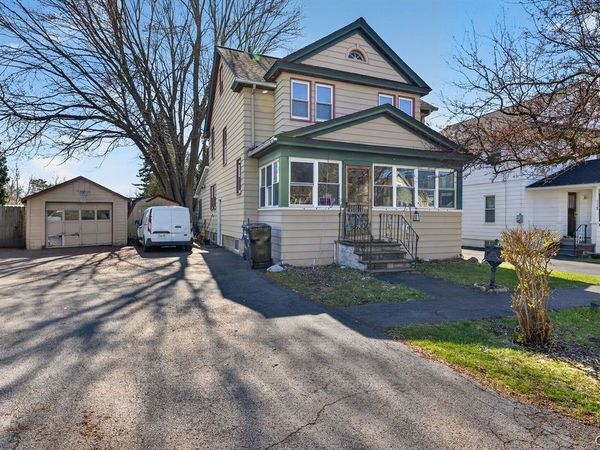 117 Ross Park, Syracuse, NY 13208