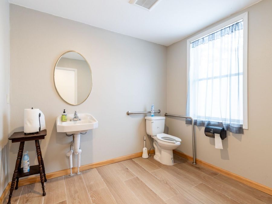 Property Image 11
